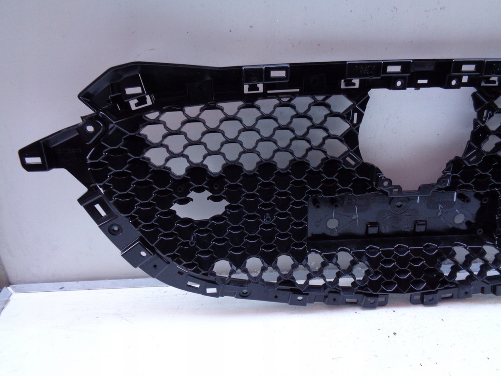 фото №5, Решітка радіатора решітка радіатора mazda 2 20- lift