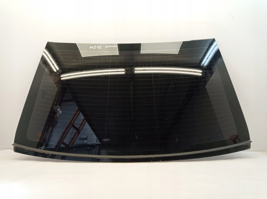 фото №1, Mercedes w212 стекло кузовная задняя sedan