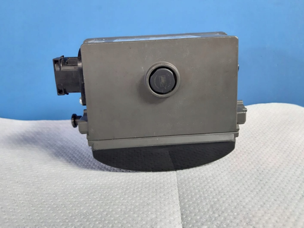 фото №4, Audi a8 d5 радар distronic laser 4n0907660d