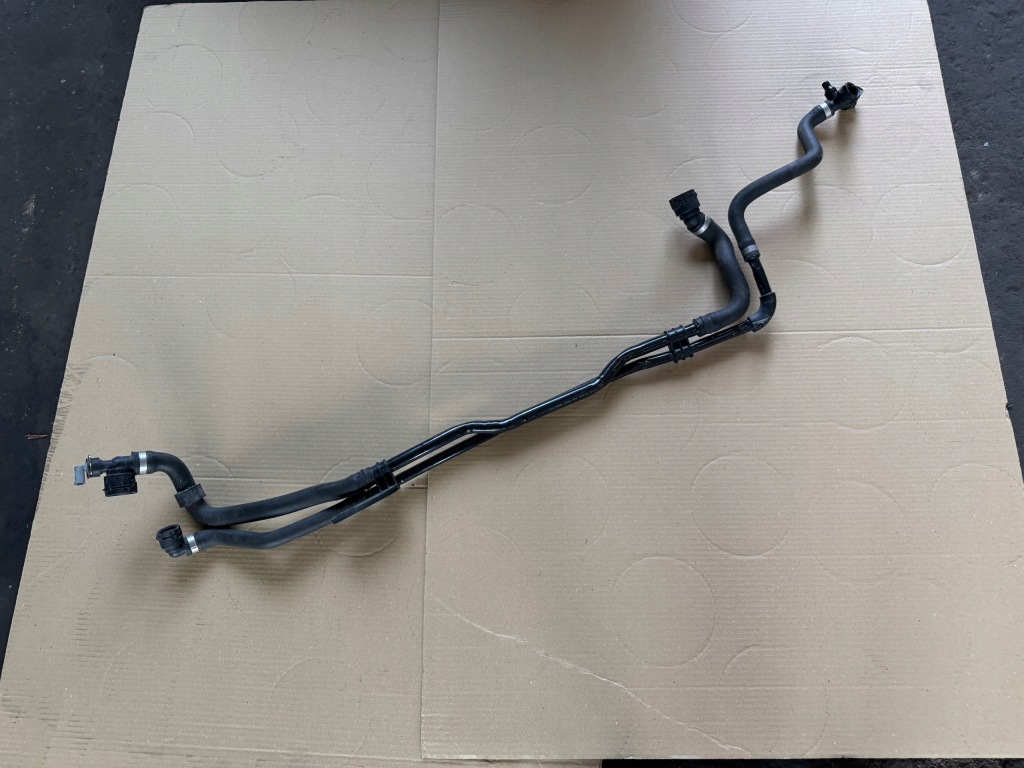 фото №1, Шланг wąż водяний труба wody mercedes c206 w206 a2065013900 патрубок