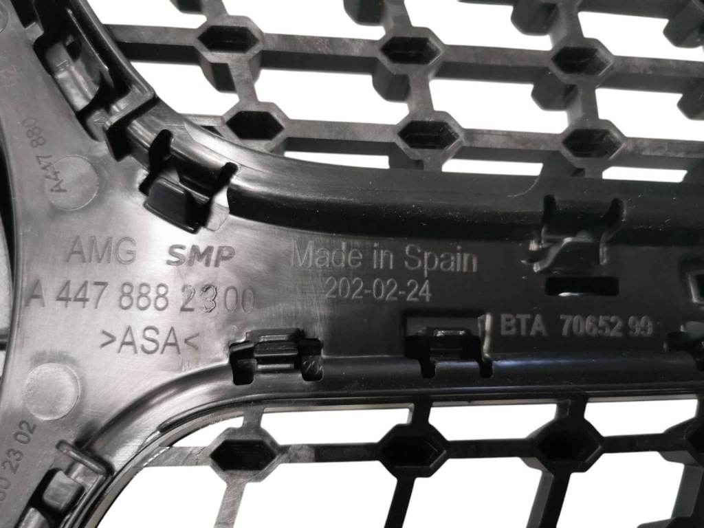 Решітка радіатора, решітка радіатора mercedes v-klasa w447 рестайлінг  amg diamond Недорого