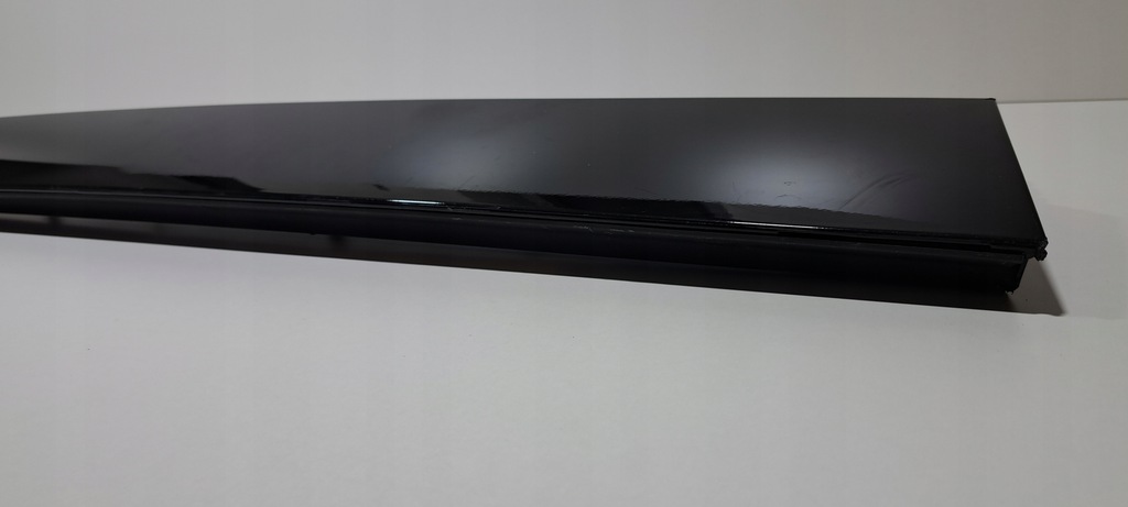 фото №8, Audi e-tron молдинг дверь левый перед 4ke853959