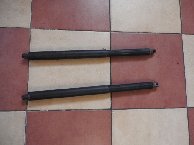 фото №1, Mercedes gl x164 ml a164 привід амортизатор кришки багажника оригінал