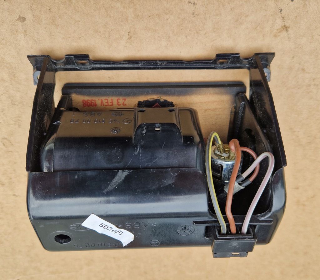 фото №8, Mercedes w140 c140 cl coupe попільничка передня прикурювач 1408100076