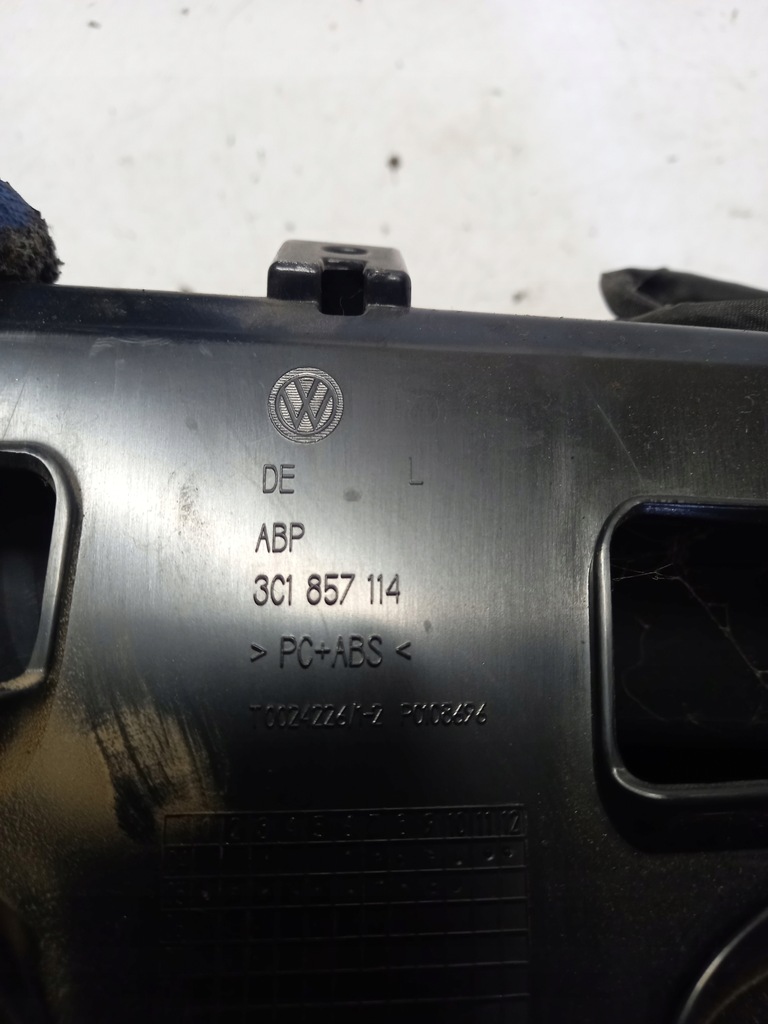 фото №6, Бардачок пасажира vw passat b6 3c1857114