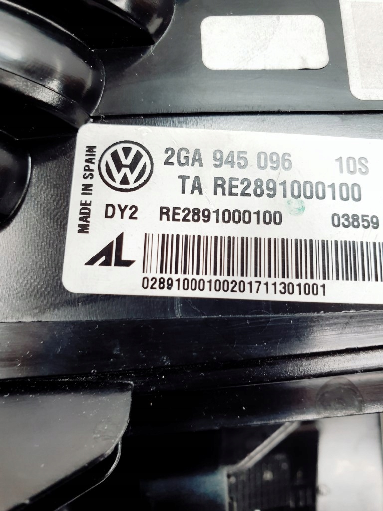 фото №12, Vw t-roc лампа задня led ory europa