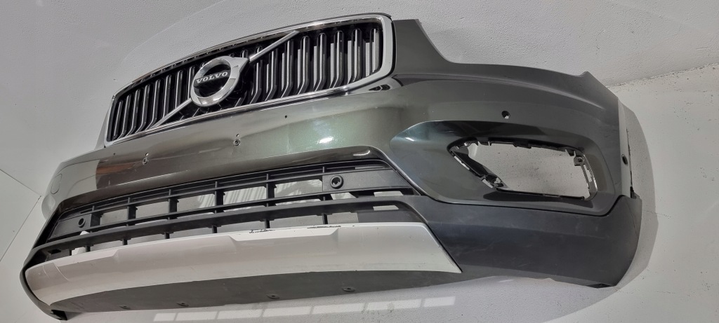 Бампер перед передний volvo xc40 17-20 6x pdc Доставка