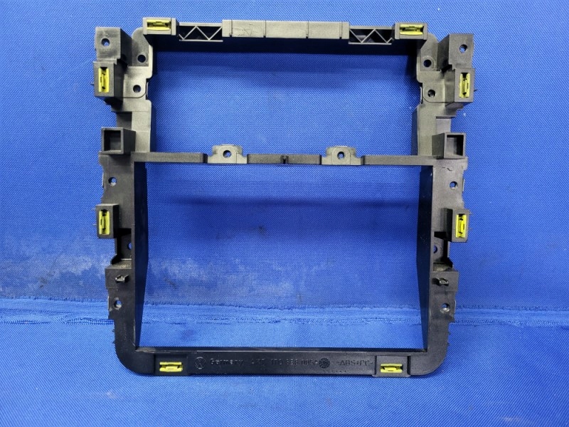 фото №2, Рамка радио навигации vw touran i