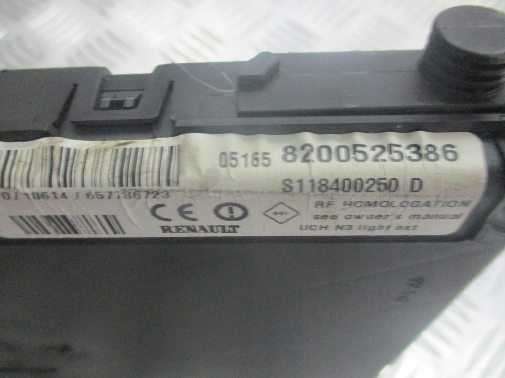 фото №3, Коробка модуль bsi renault scenic ii 8200525386
