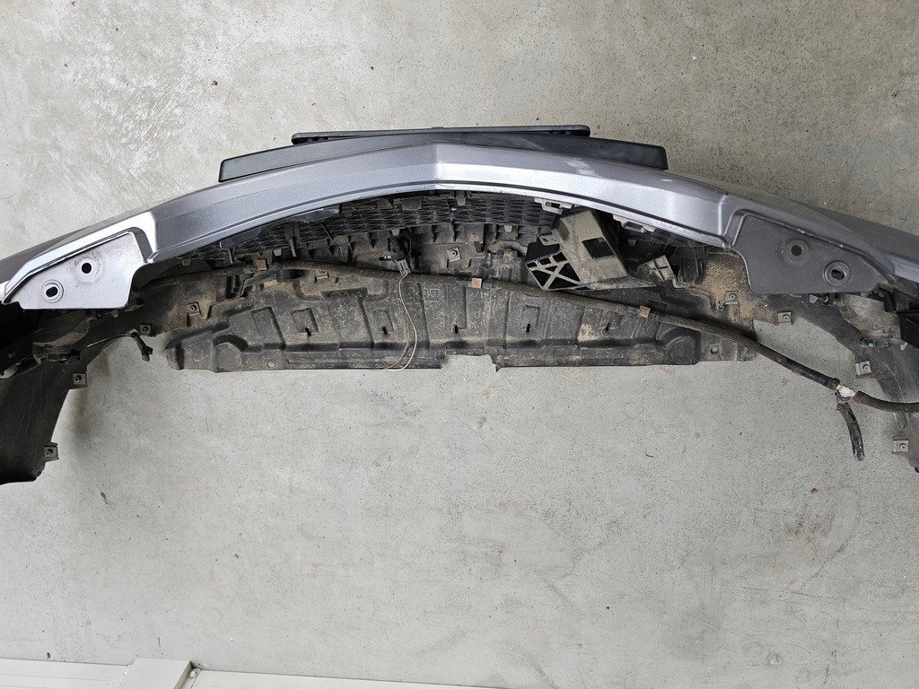 фото №10, Бампер передній mazda 3 ксенон