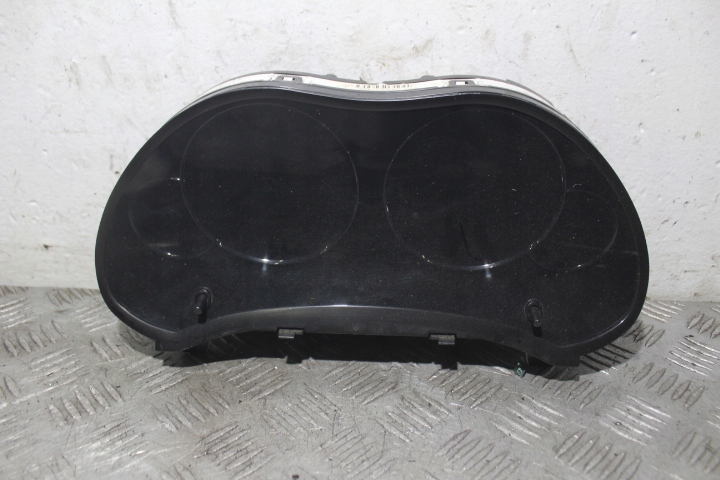 фото №1, Приборы toyota avensis ii t25