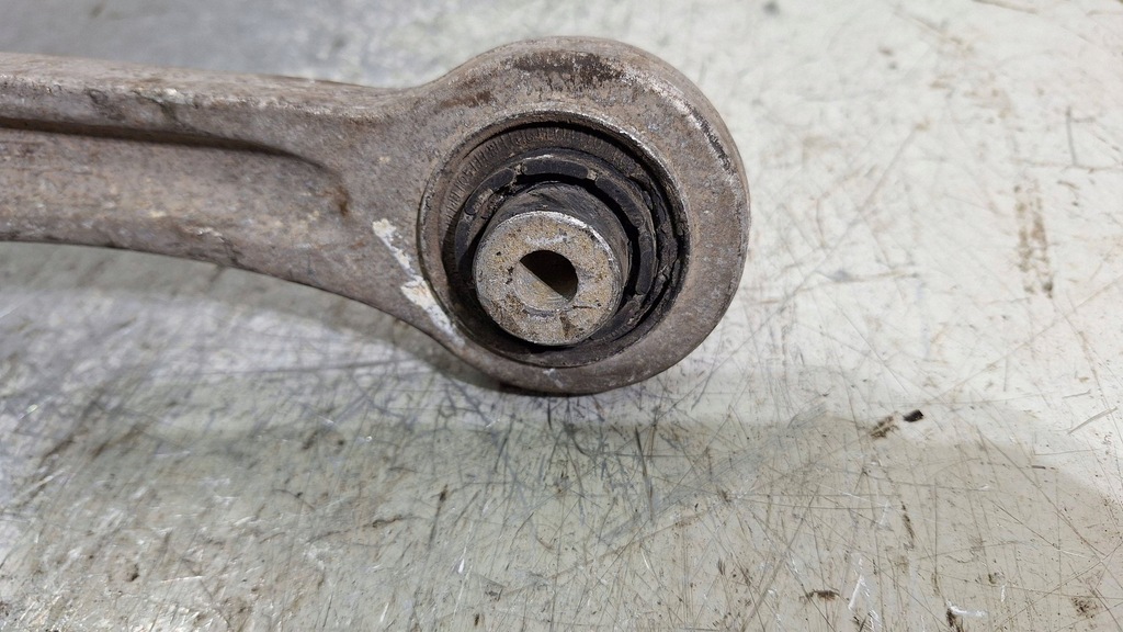 фото №6, Рычаг передний левый нижний перед 4f0407151a audi a6 c6