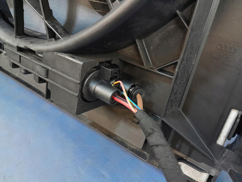 фото №6, Audi a8 d3 fl 3.2 b радиатор wody вентилятор