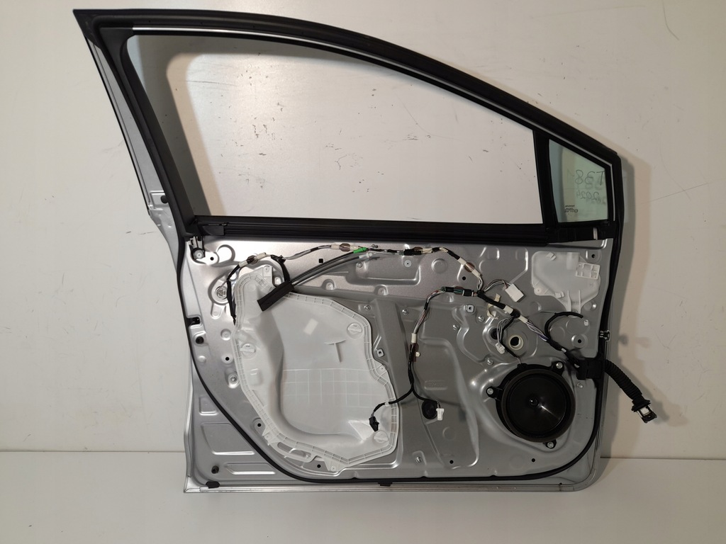 фото №12, Toyota corolla e21 дверь передние левая sedan t381