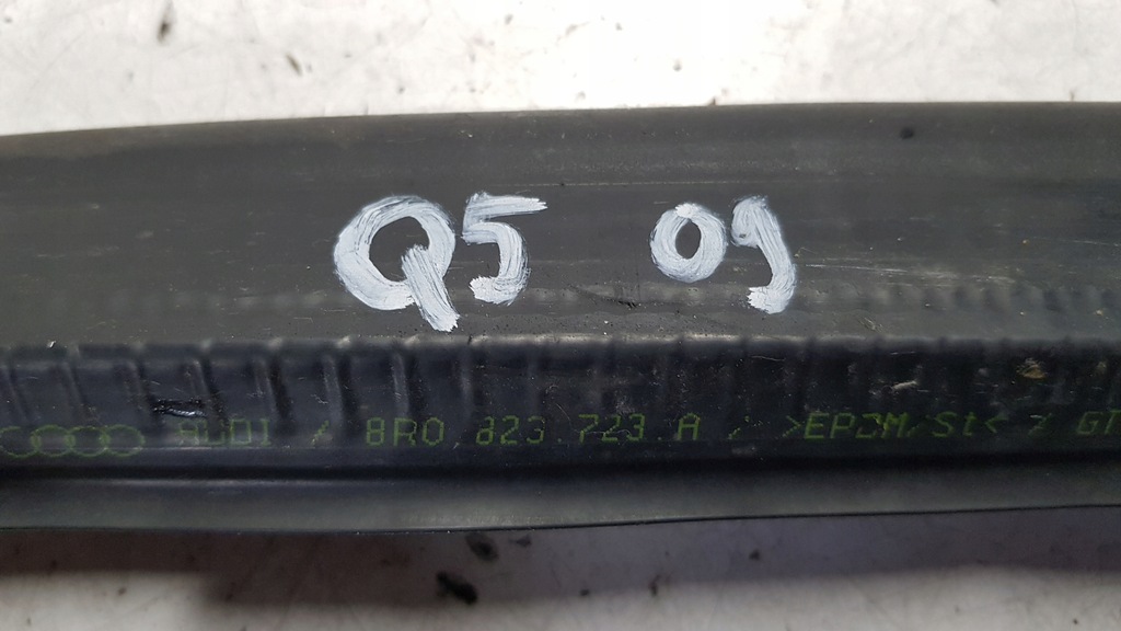 фото №8, Прокладка капот audi q5 8r0823723a