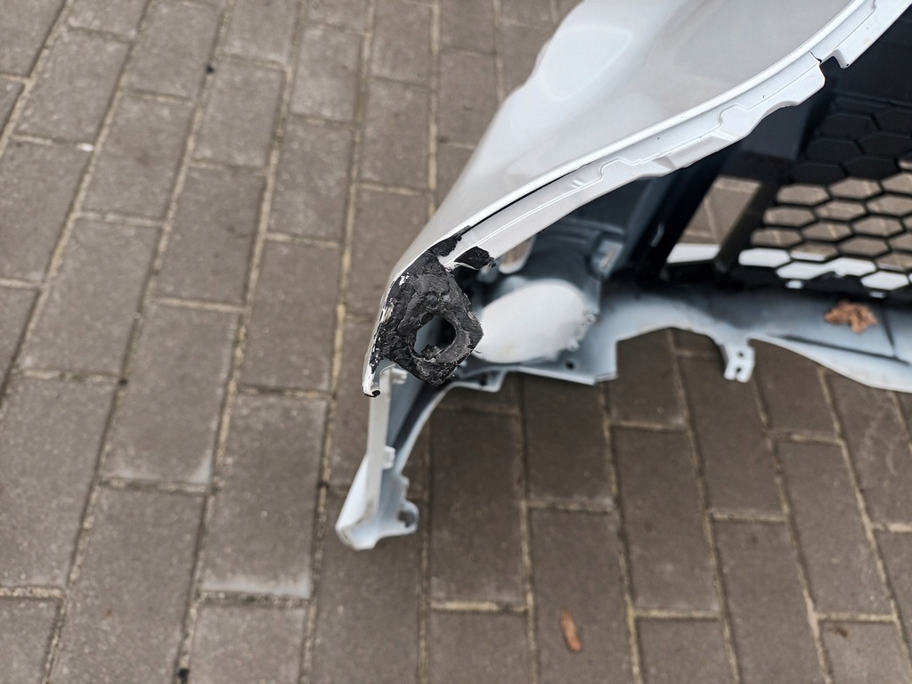 фото №11, Бампер передний toyota yaris iv gr перед