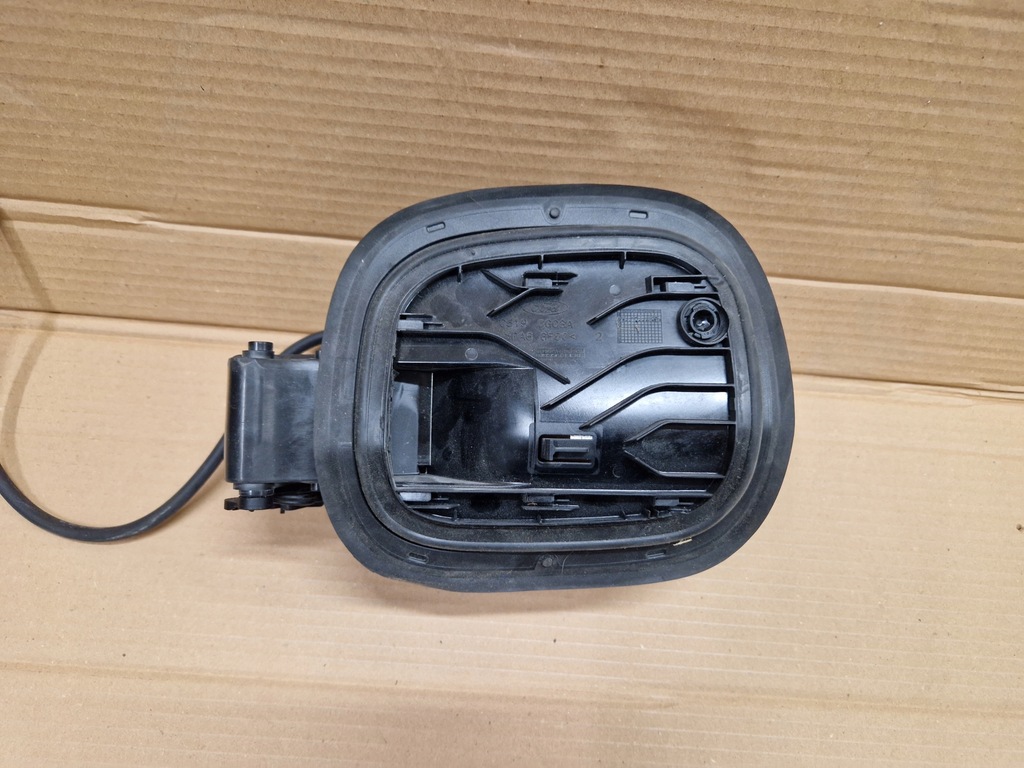 фото №1, Ford оригінальний номер jx7b-a27936 роз'єм заливна горловина пального