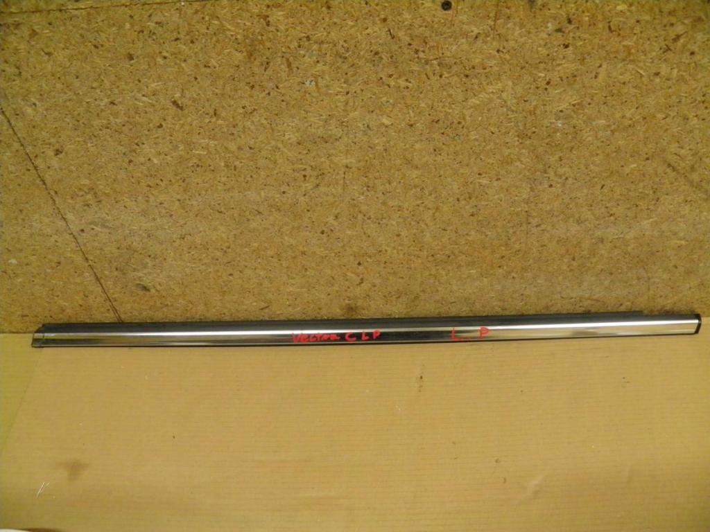 фото №1, Молдинг ущільнювач лівий перед opel vectra c kombi