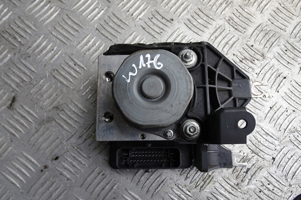 фото №1, Mercedes w176 насос abs