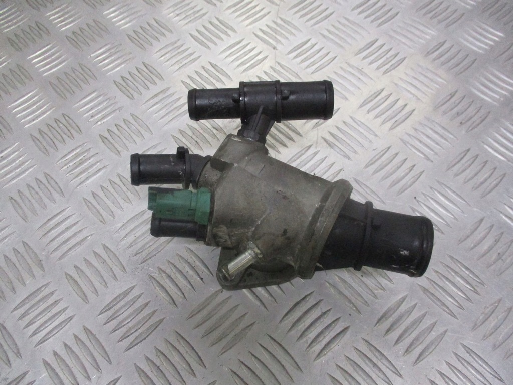 фото №1, Корпус термостата alfa romeo 147 1.9 jtd