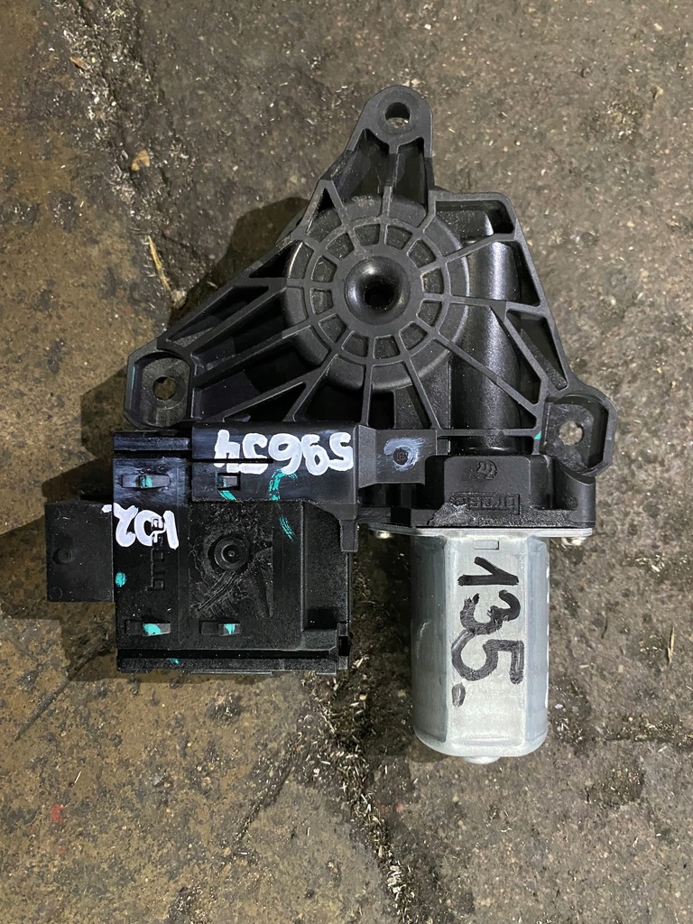 фото №1, 135 alfa romeo giulia моторчик подъёма окон r