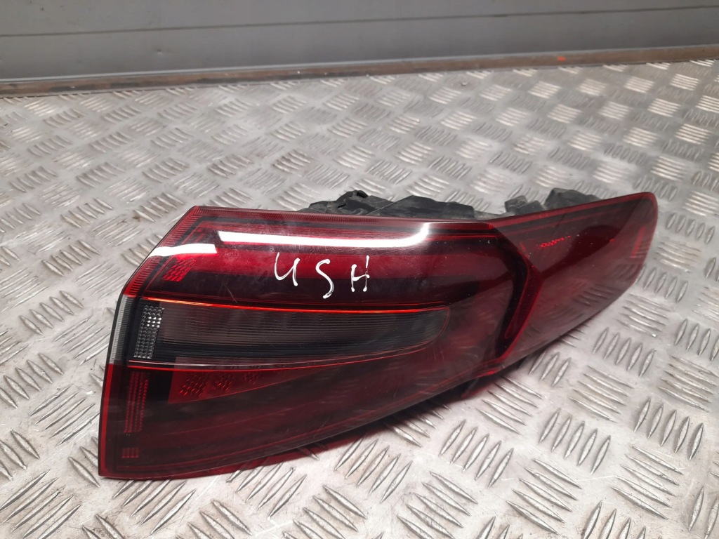 фото №3, Alfa romeo stelvio 00505358050 правая лампы usa