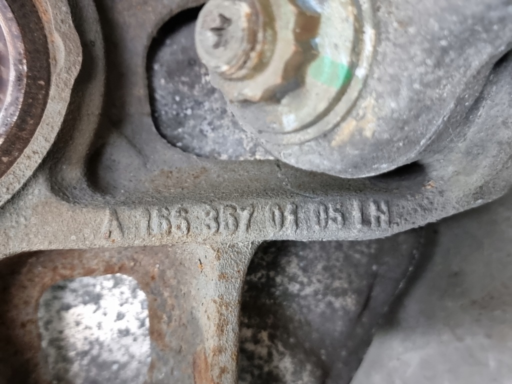 фото №4, Mercedes w166 gl поворотный кулак левый задняя