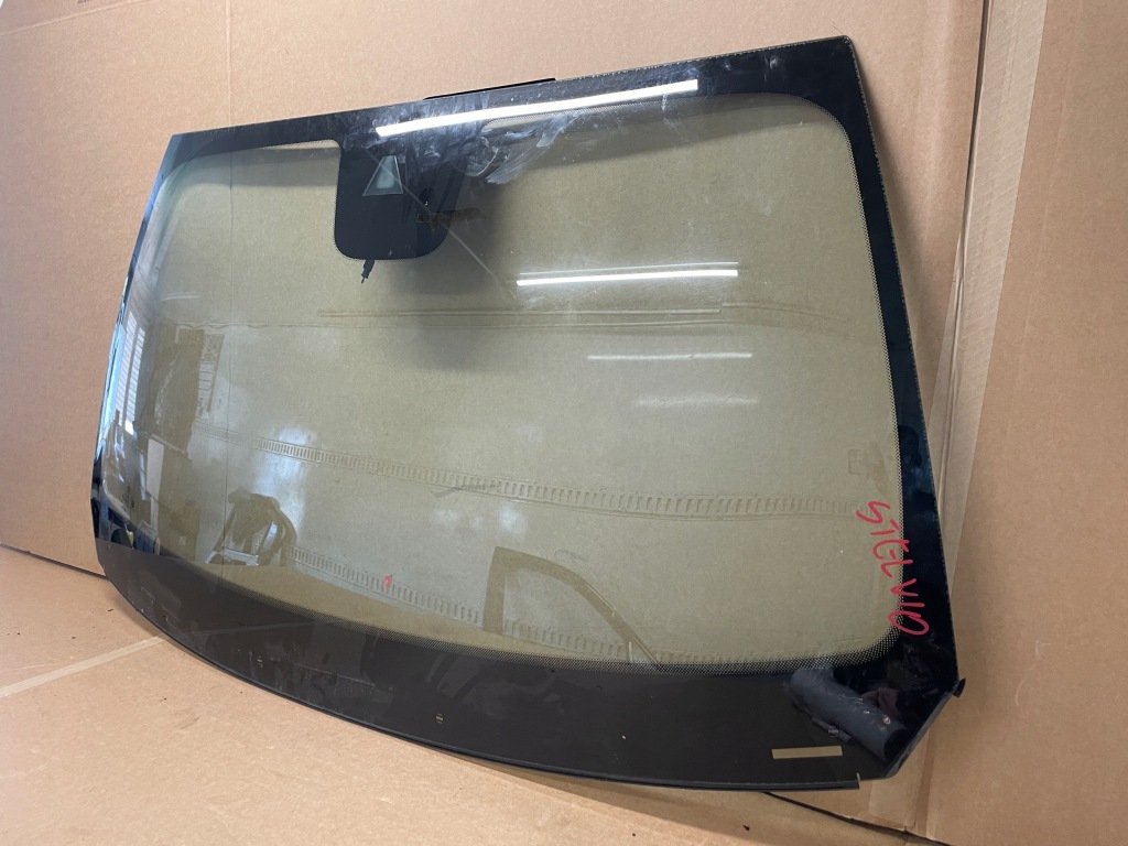 фото №1, Alfa romeo stelvio скло передня лобове оригінал na датчик i камера