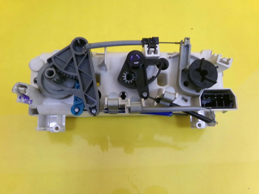 фото №10, Панель керування вентиляція peugeot 306 601968x nr749