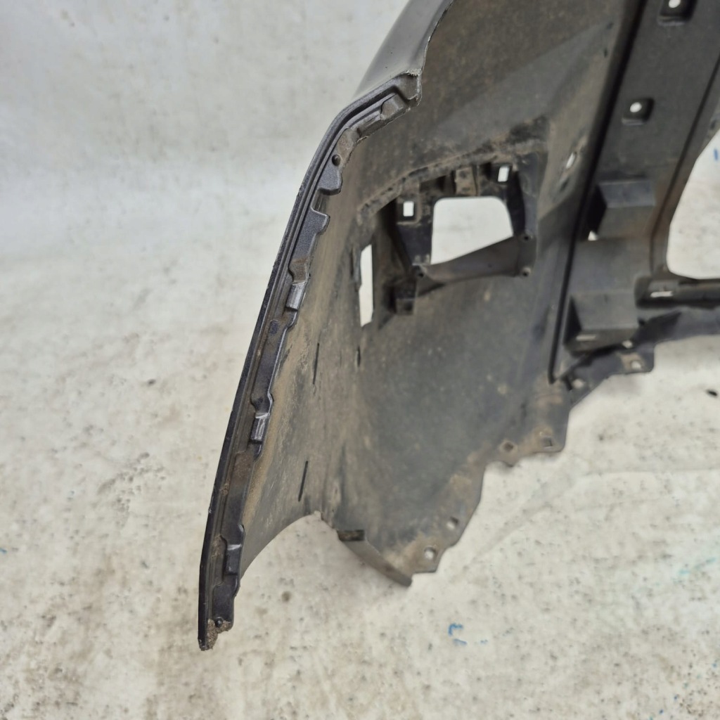 фото №10, Toyota hilux viii 8 lift invincible 20- бампер перед передній pdc