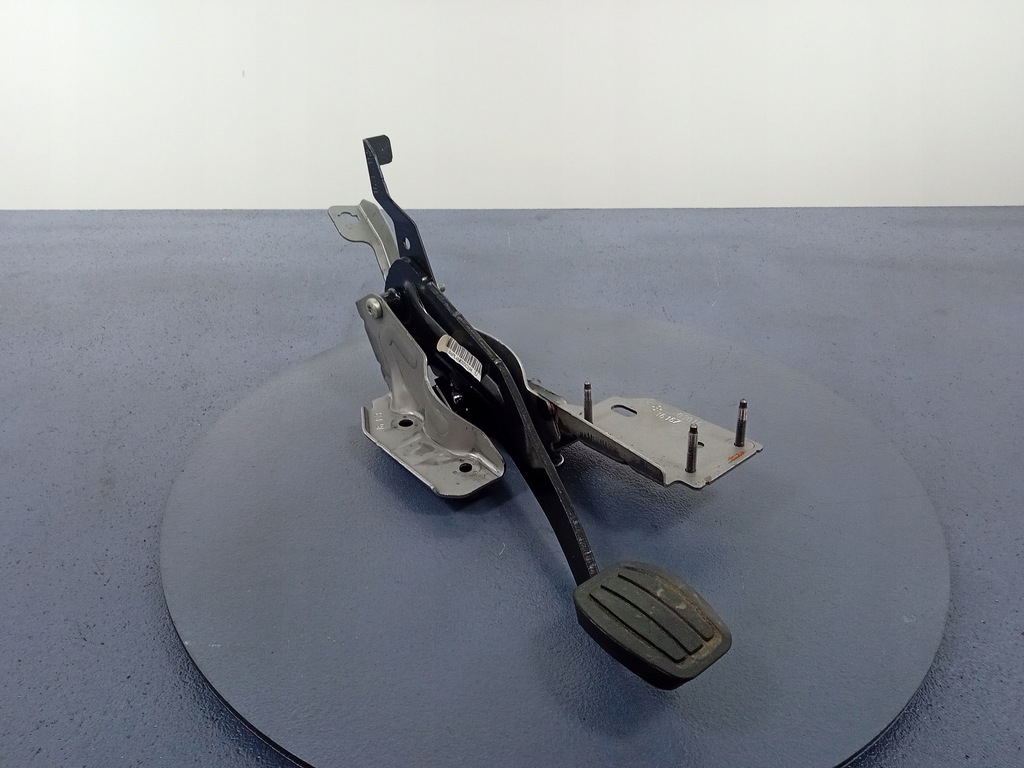 фото №1, Citroen c4 picasso ii педаль тормоза механическая коробка передач