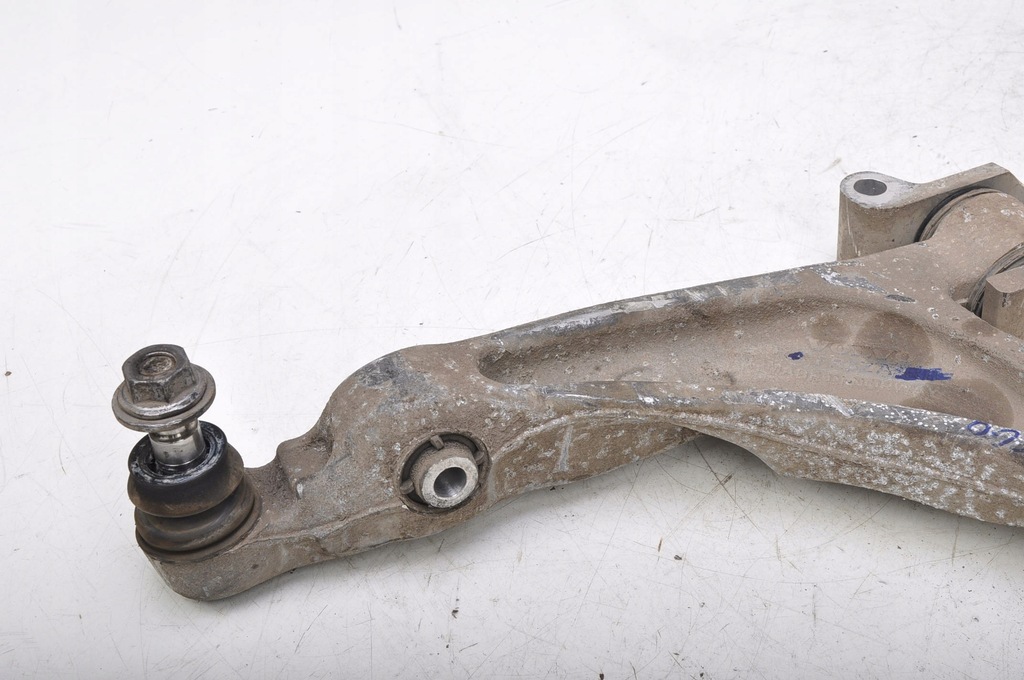 фото №7, Volvo xc60 ii рычаг правый перед 32381880