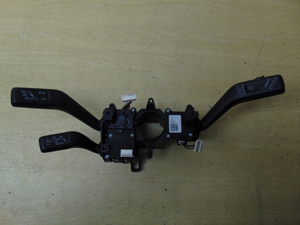 фото №1, Переключатель комбинированный vw passat b7 3c9953501bn