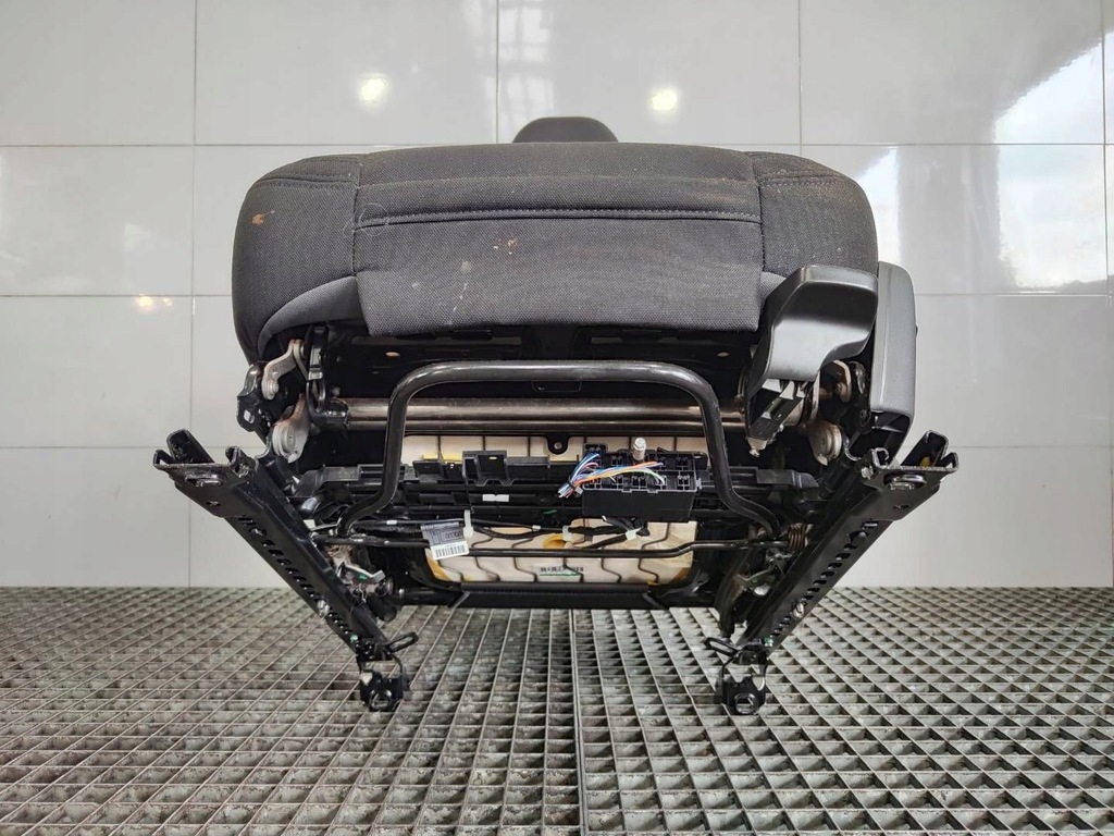 фото №10, Сидіння лівий перед водія volvo s60 v60 ii