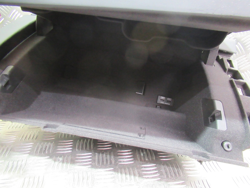 фото №7, Maserati levante бардачок пассажира 670043149