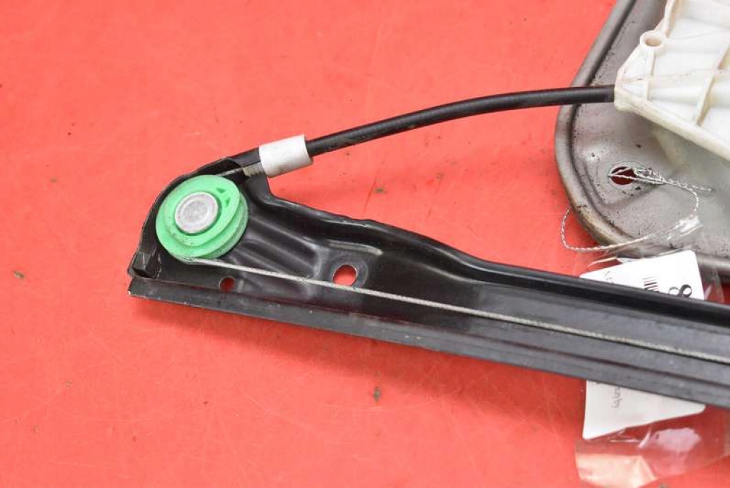 фото №7, Подъемник стекло левый задняя 1k4839461 vw golf 5 v plus 03-09