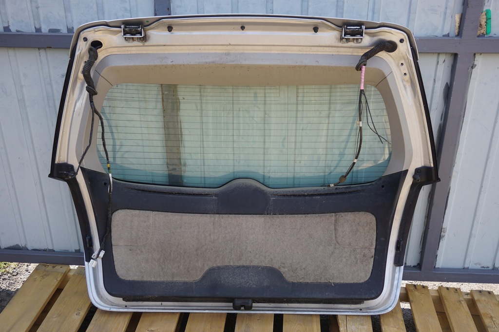 фото №13, Subaru outback iii legacy iv крышка багажника багажника 39d серебристая 2006rok стекло
