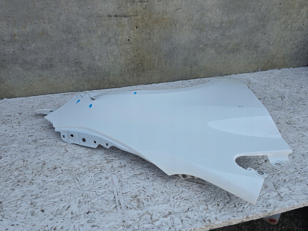 фото №13, Toyota corolla e21 hb kombi крыло перед передний правый