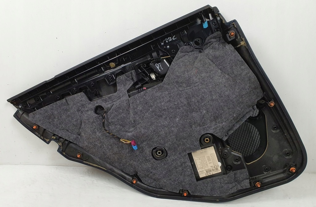 фото №8, Оббивка обшивка двері правий задня mercedes w212