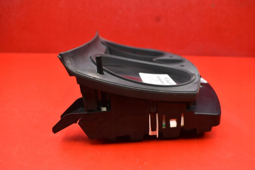 Панель приборів eu13216690opel astra 3 3 h 1.6 16v 105 km 04-07 Зі Шроту