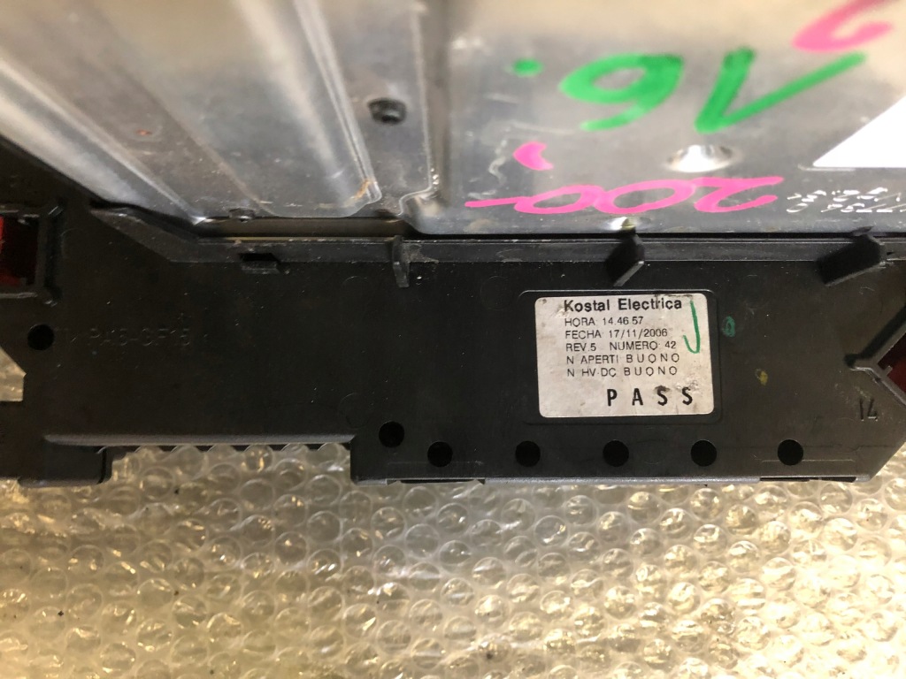 Mercedes a2215402250 a2215400001 модуль sam коробка запобіжників w221 Зі Шроту