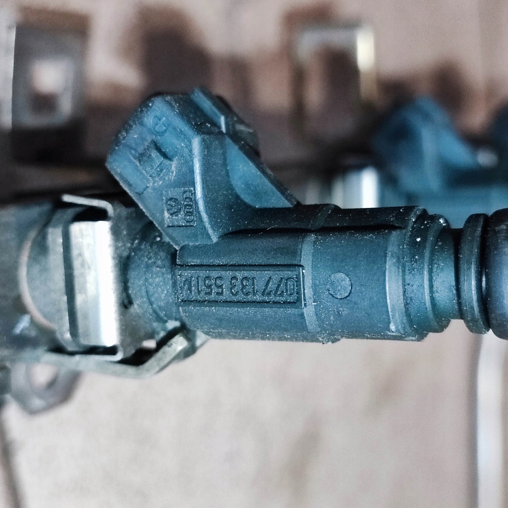 фото №7, Инжектор прокладка подкладка молдинг audi a6 c5 a8 d2 4.2 v8