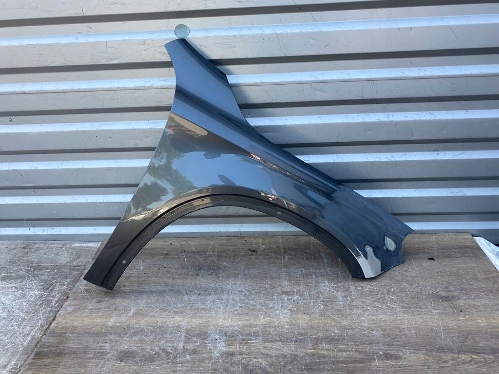 фото №1, Mercedes gla 156 крила правий