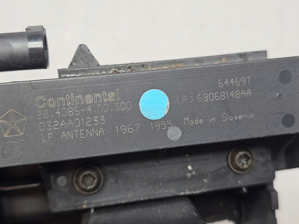 фото №6, Jeep renegade 15- усилитель антенны 68068148aa usa