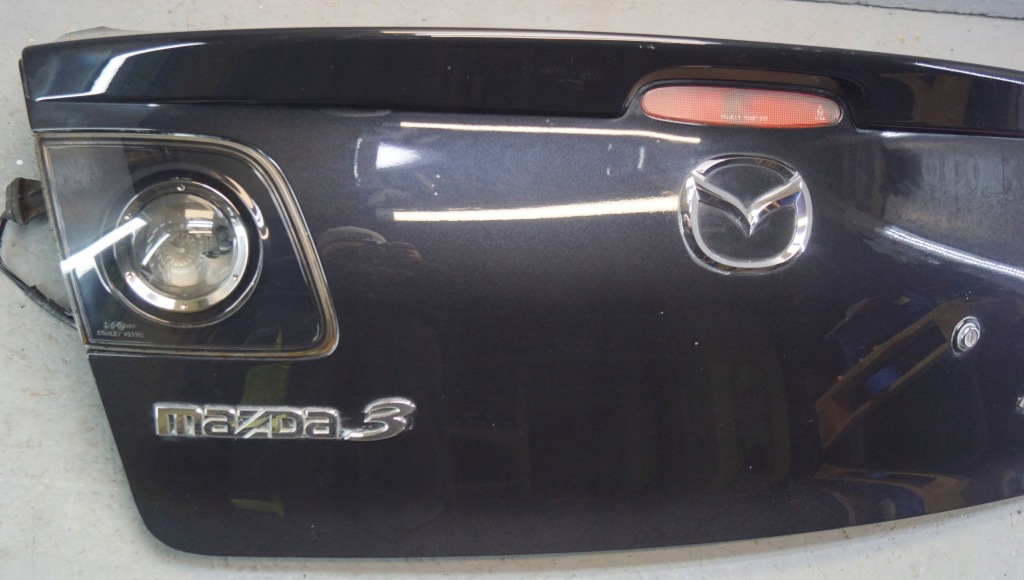 Кришка багажника багажника задній mazda 3 1 bk седан спойлер sport k503 Ціна