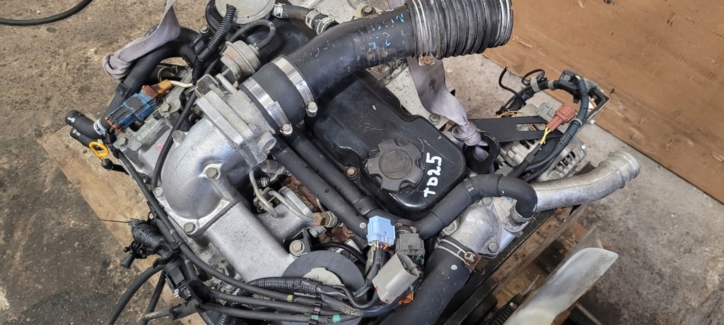 фото №11, Двигун kompletny nissan pick-up 2.5 d td25 доставка