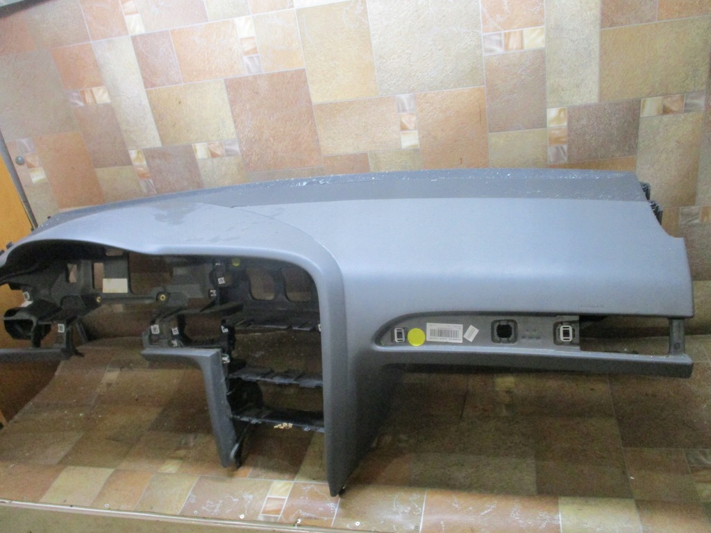 фото №4, Audi a6 c6 приборная панель приборная серая europa бежевая