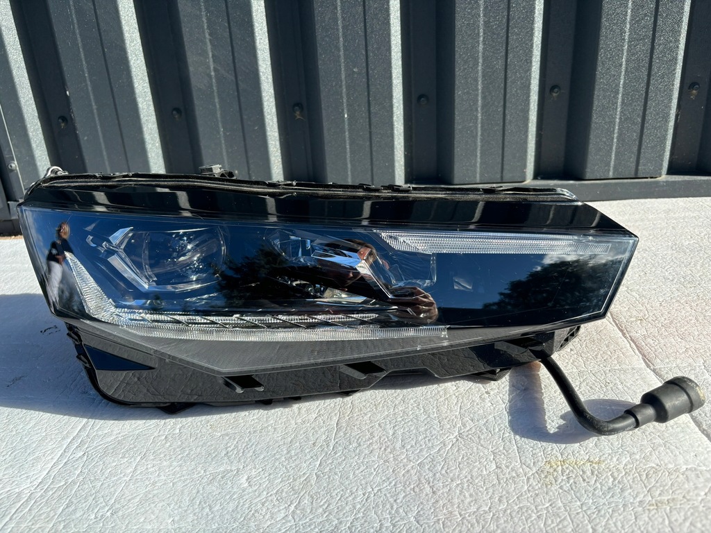 фото №1, Лампа правая full led skoda scala lift