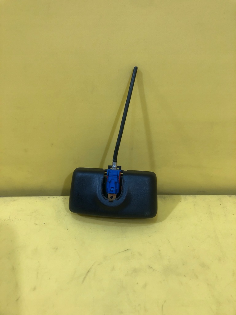 фото №1, Ford kuga mk1 - антена gps am5t-19c175-ab