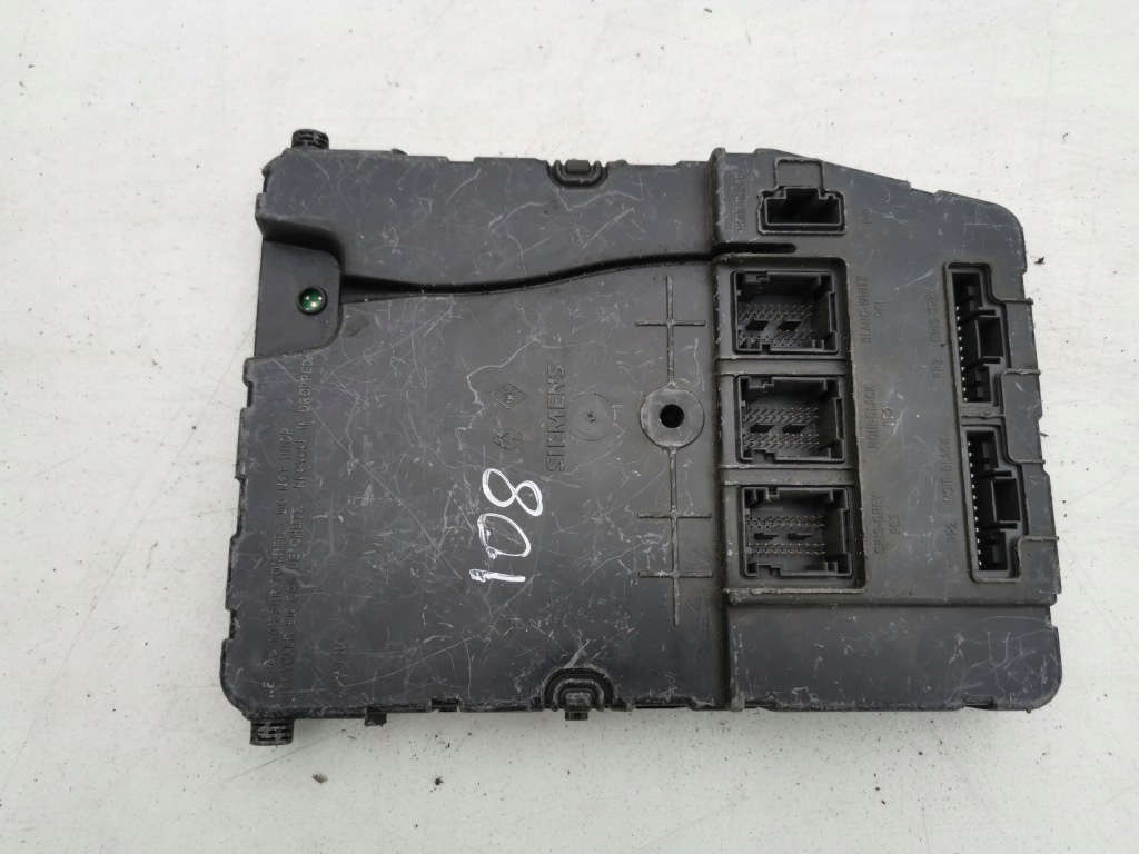 Коробка предохранителей bsi 8200724392 renault scenic 2 Цена